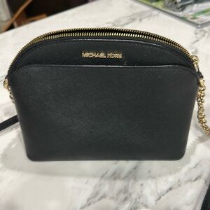 Micheal Kohl’s crossbody. Brand new used only once